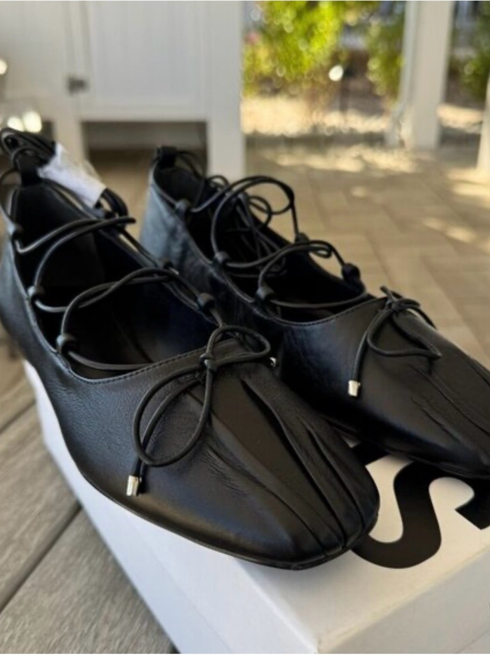 SCHUTZ Black Leather Lace-Up Fringe Ballet Flats no Box / lace up flats